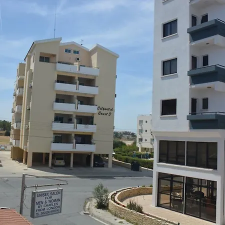 شقة Cozy By The Sea لارنكا
